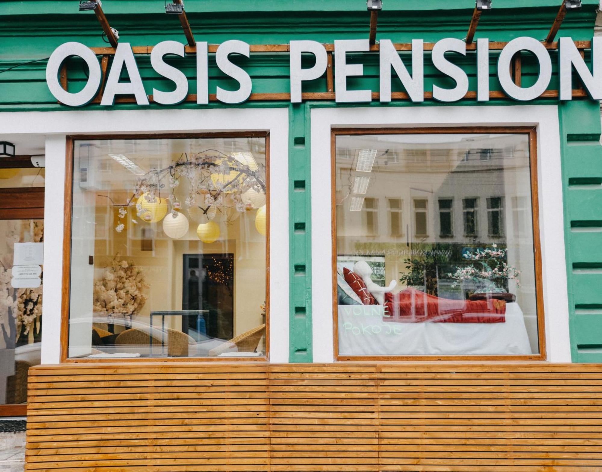ホテル Oasis テプリツェ エクステリア 写真